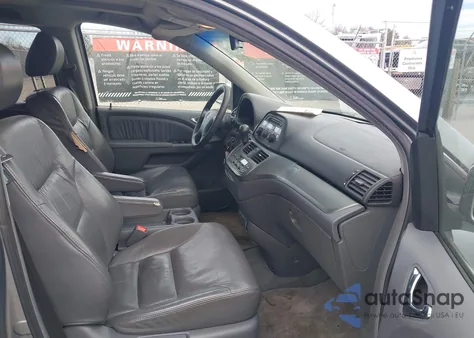 2005 Honda Odyssey Ex-L from USA, damaged, VIN 5FNRL38665B129989